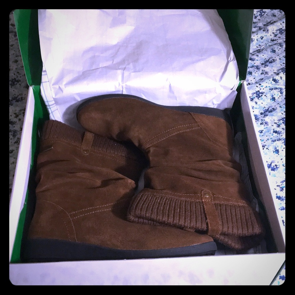 New Vienna-s boots in the color of Chestnut